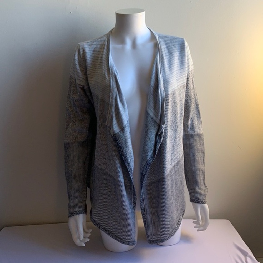 Soft and Cozy Flowy Cardigan M Lou & Grey